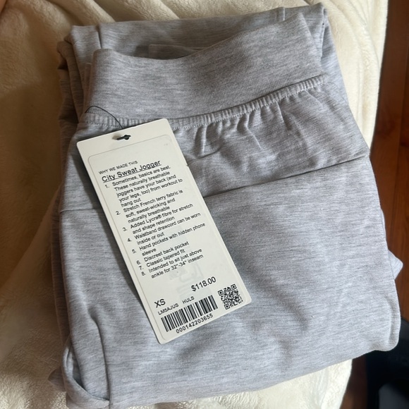 LULULEMON NEW WITH TAGS 
City sweat jogger - Picture 6 of 6